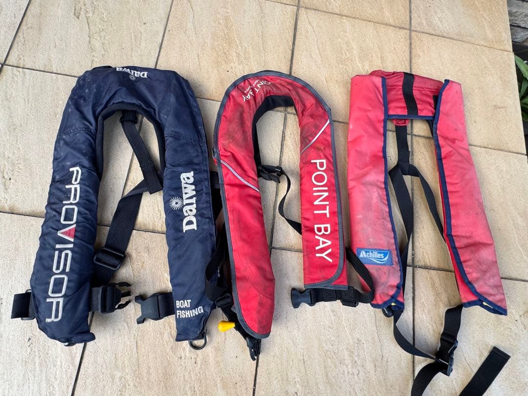 Daiwa 他メーカー　値下げしました。ライフジャケット　中古　3個セット