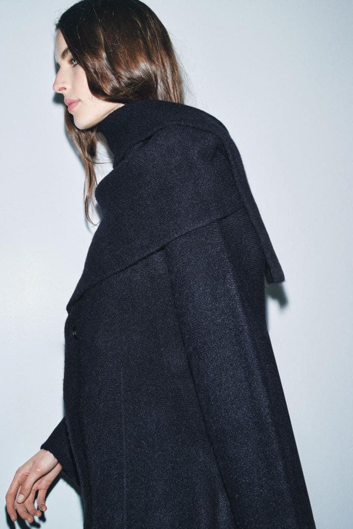 今週まで！新品 ZARA ザラ ニットショートコート スカーフ付き