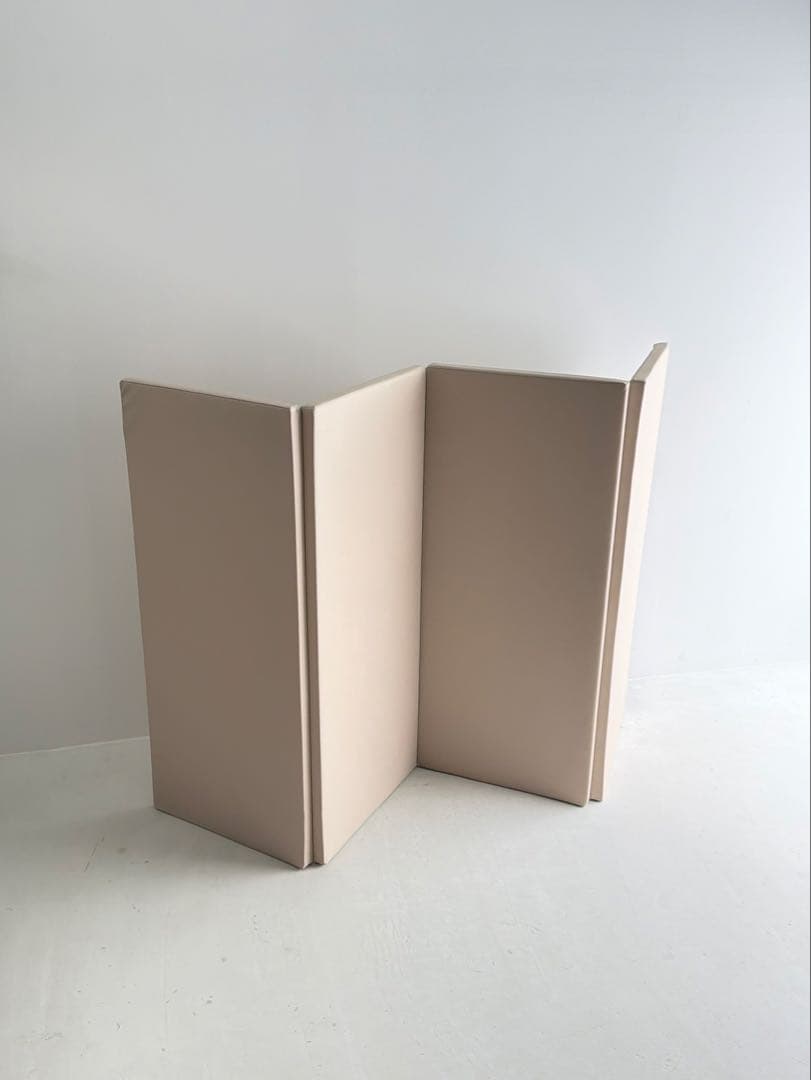 プレイマット 厚手ベビーマットシームレス120×200cm Carre bebe