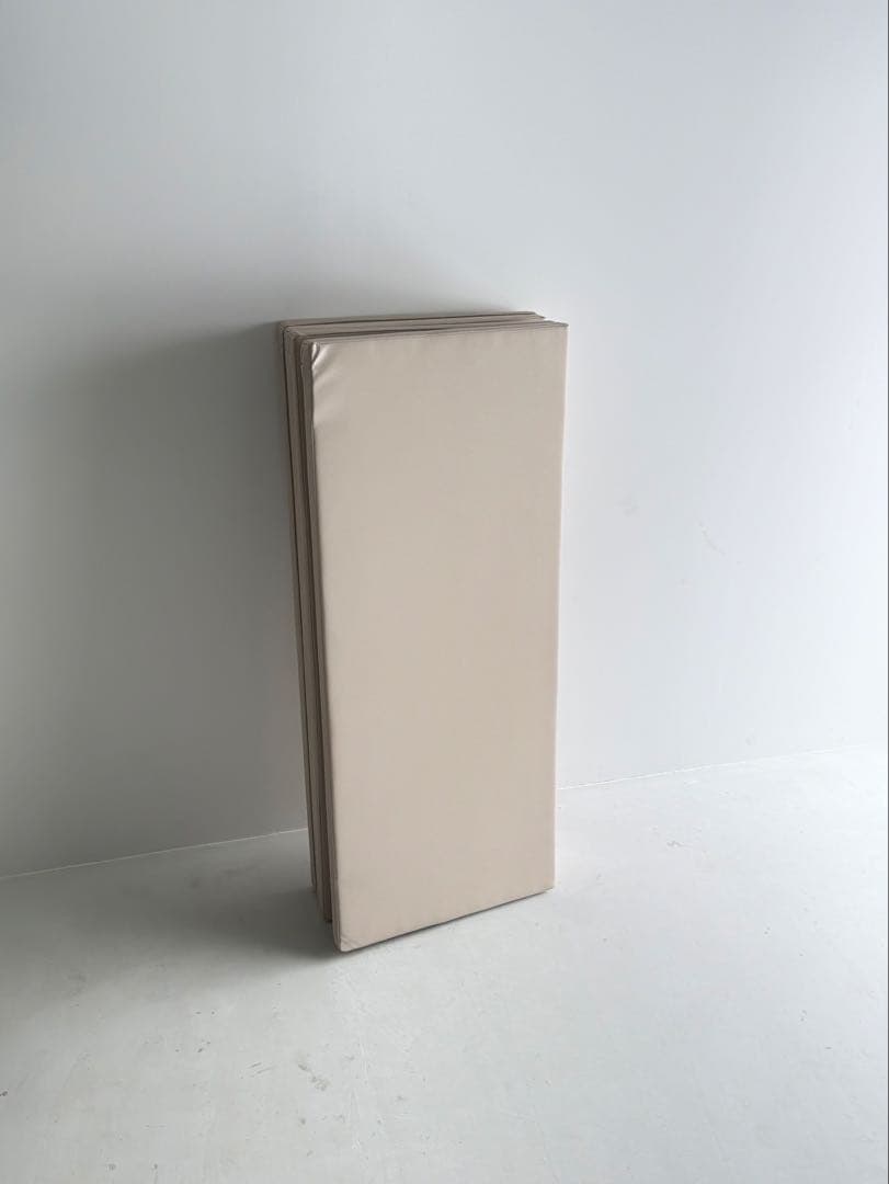 プレイマット 厚手ベビーマットシームレス120×200cm Carre bebe