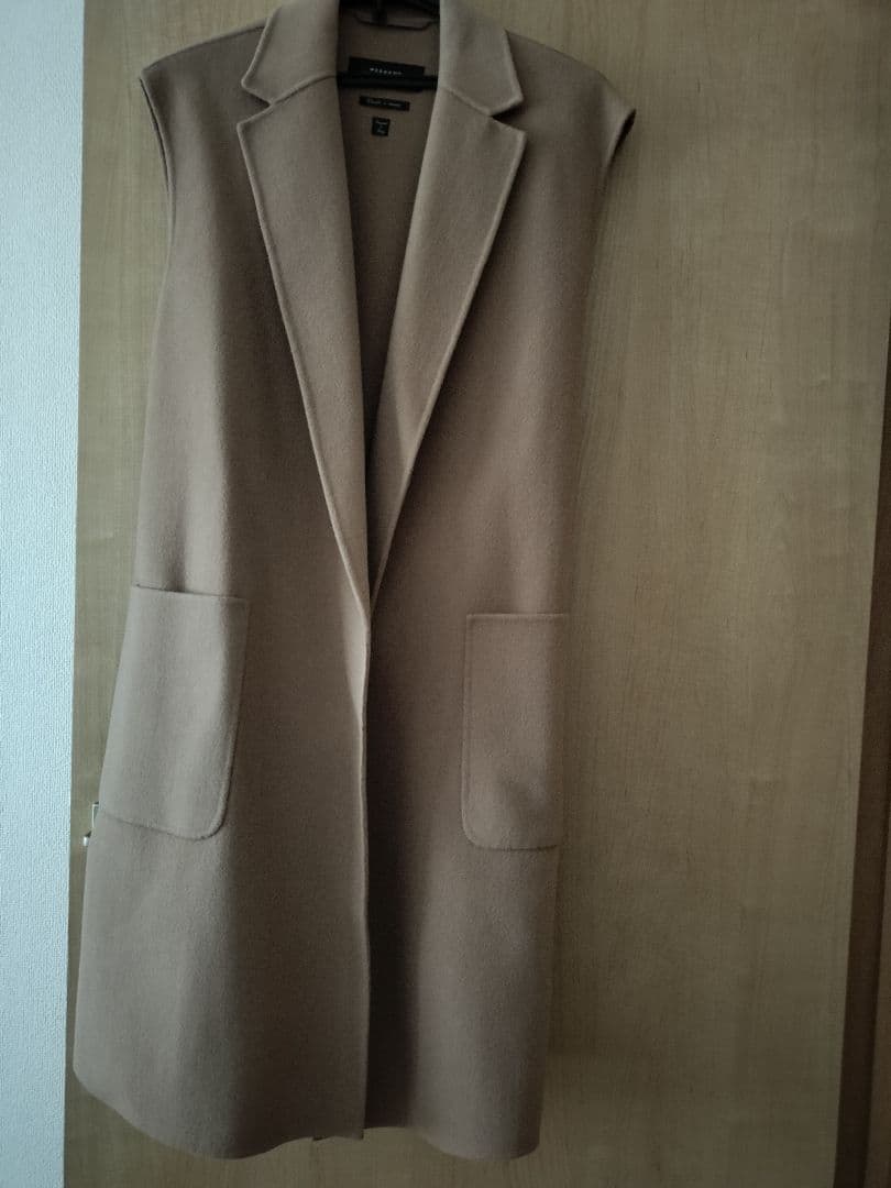 WEEKEND MaxMaraベージュ ロングベスト