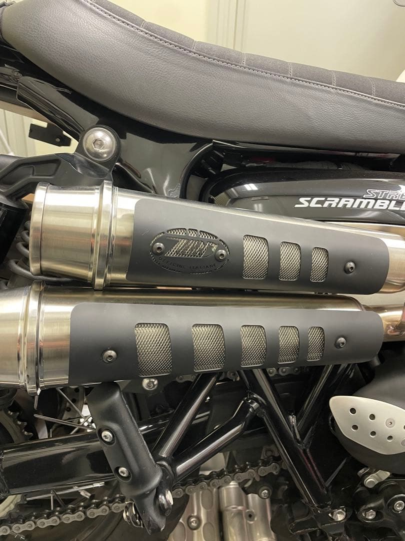 ストリートスクランブラースリップオンマフラー SIXDAYSレース用 ZARD