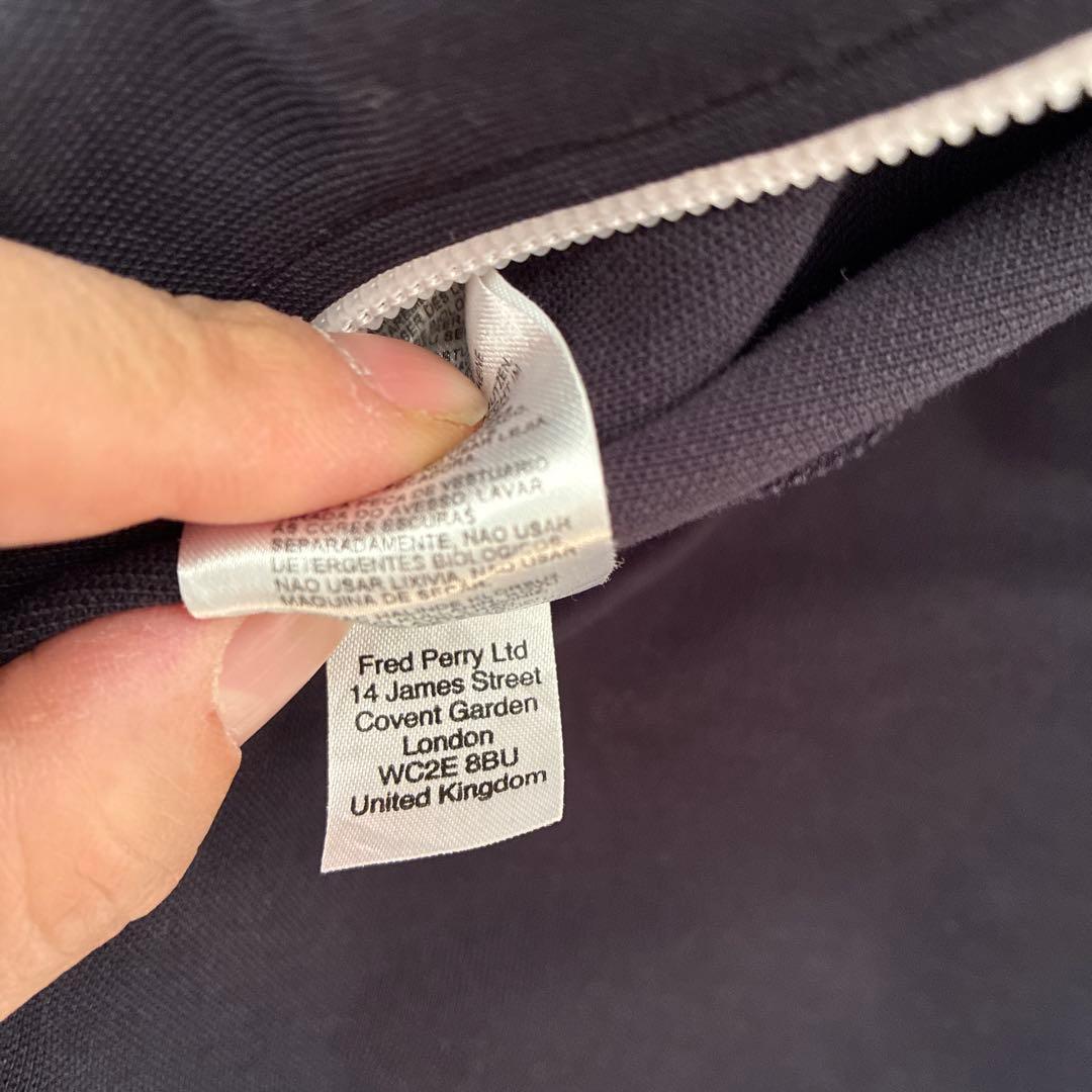 《ポルトガル製》希少ブラック　フレッドペリー　トラックジャケット　刺繡リースロゴ