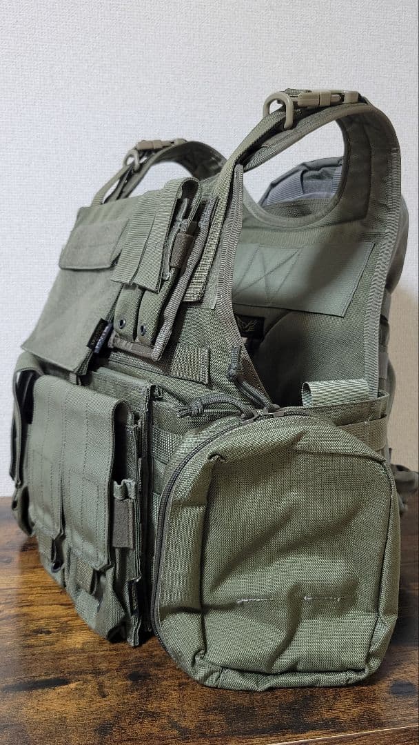美品☆FLYYE MOLLE Style プレートキャリア ポーチセット 他5点