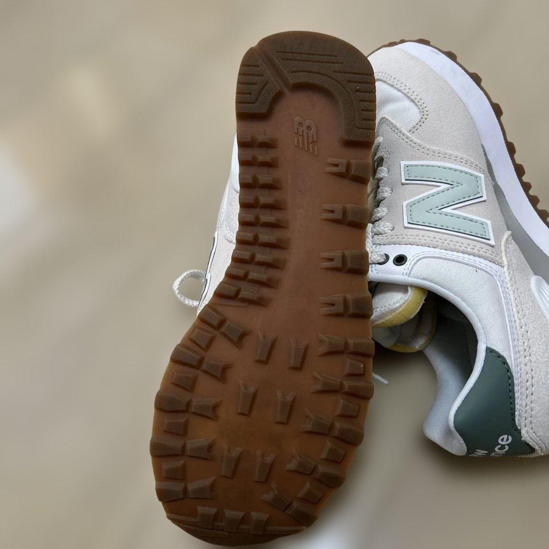 New Balance ホワイト/グリーン スニーカー
