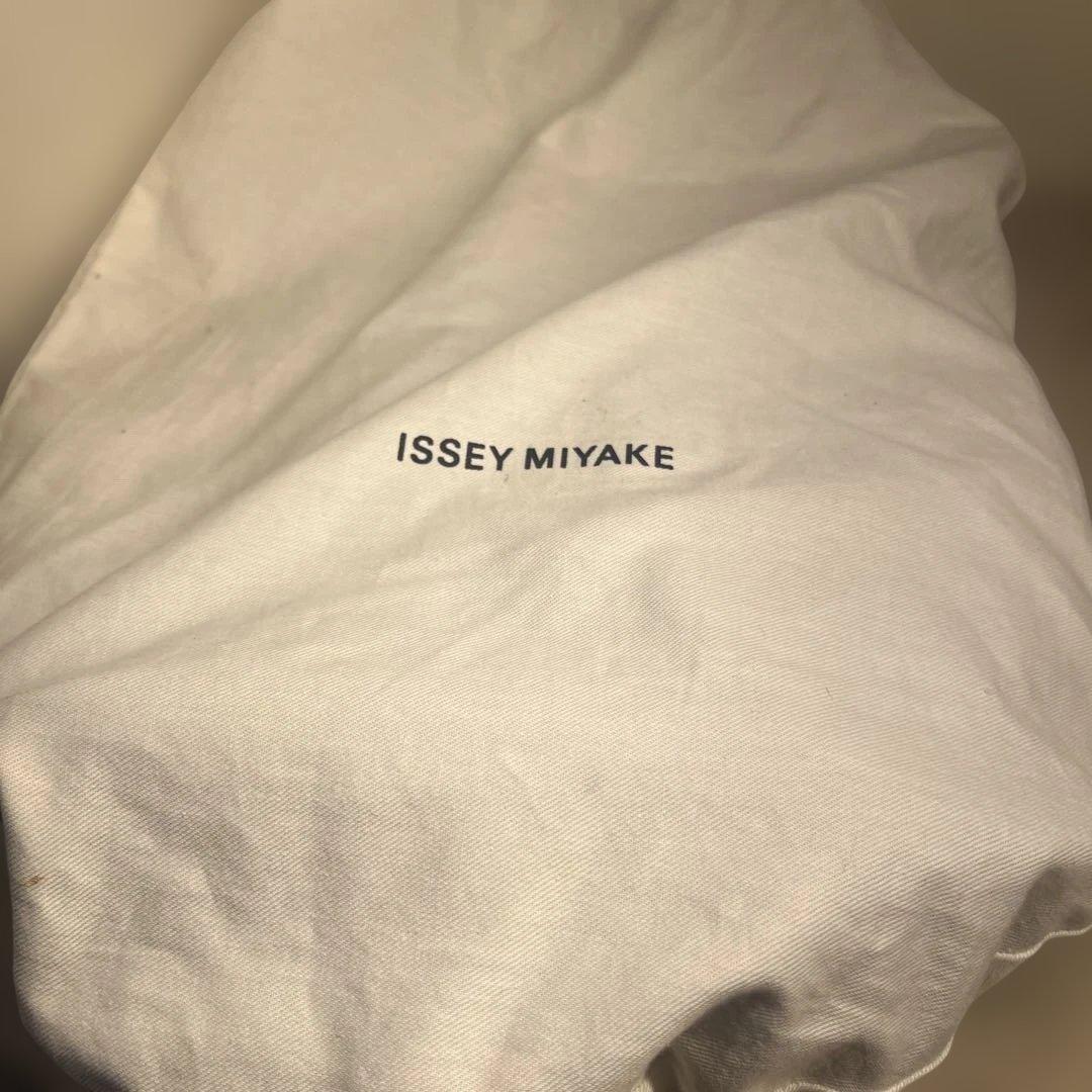 ISSEY MIYAKE プリーツデザイン ブラック帽子