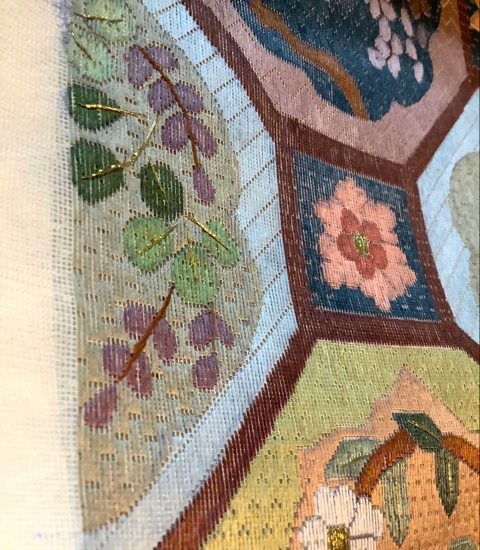 帯端切れ / 西陣【絽刺し】蜀江文様 総刺繍 幅32×226㎝ タペストリー等に