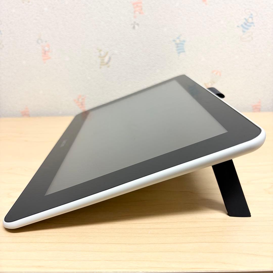 2022年製 Wacom ワコム One 液晶ペンタブレット DTC133W0D