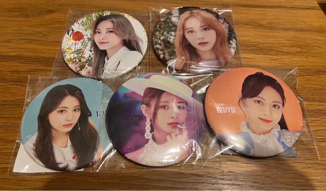 TWICE ツウィ 缶バッジ セット