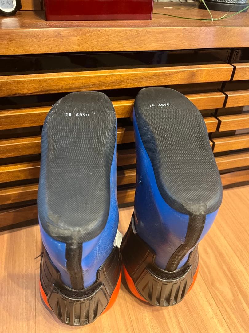 LANGE RS 130 スキー用ブーツ 青/オレンジ