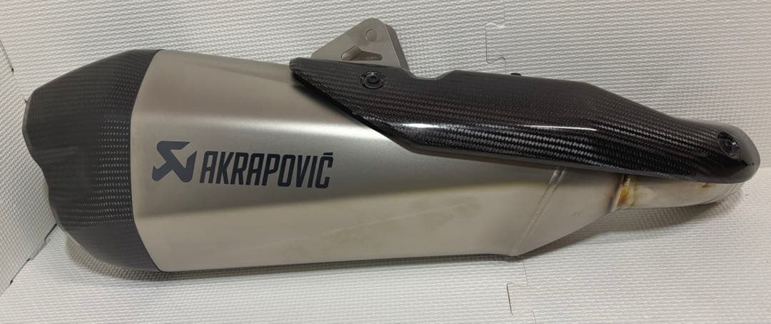 KTM 990DUKE AKRAPOVIC スリップオンマフラー