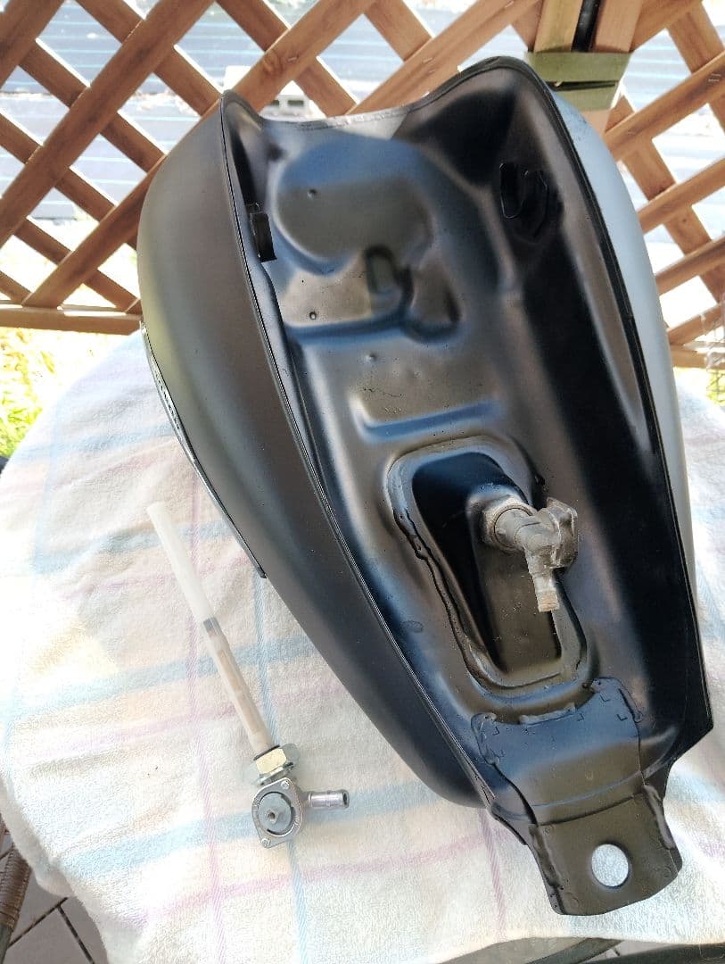 スティード600タンク マットブラック