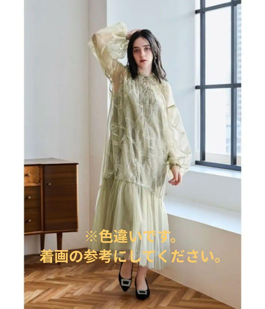 美品✨️nianaリボンエンブロイダリーレイヤードドレス 　チャコール　М