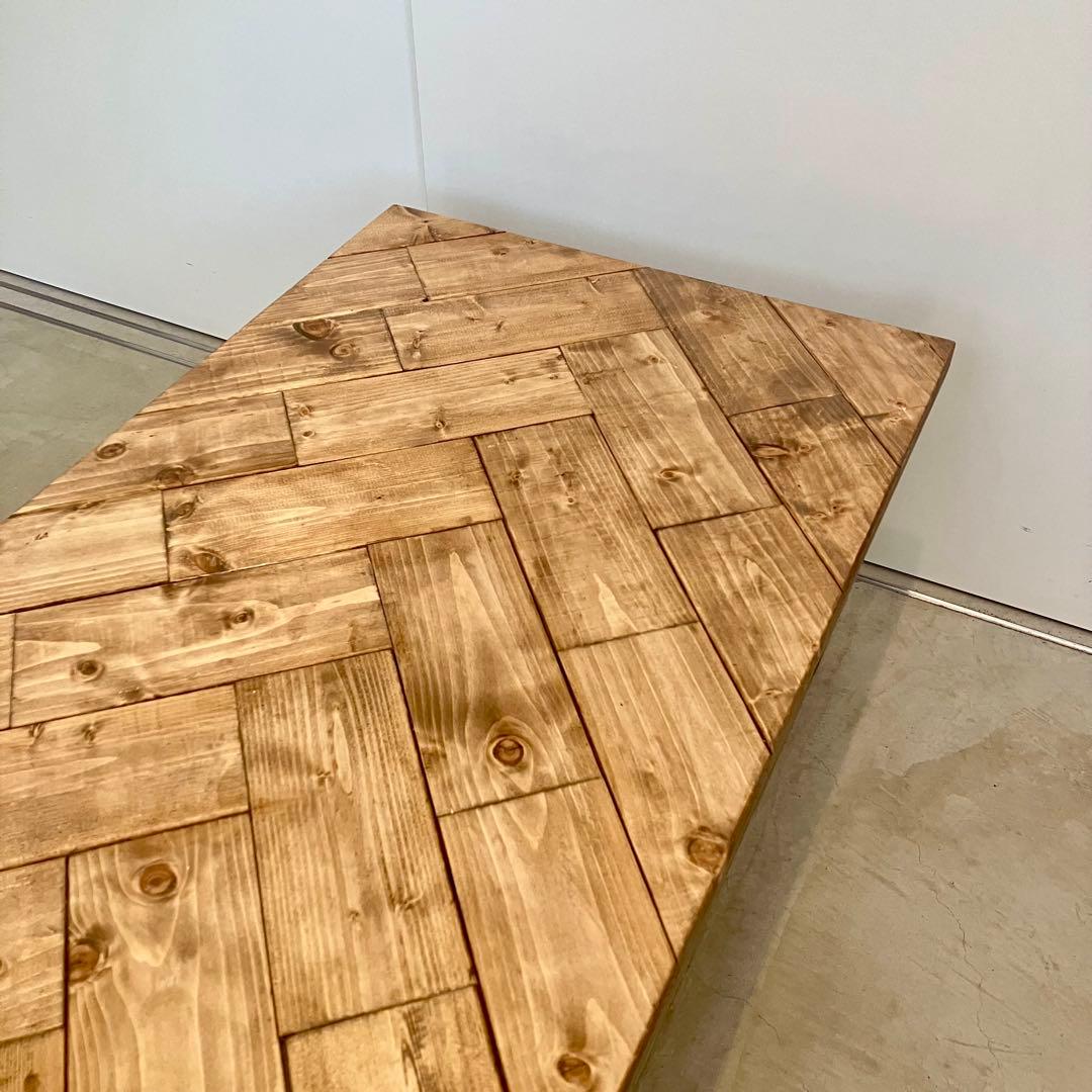 ヘリンボーンの折りたたみテーブル【ハンドメイド家具】