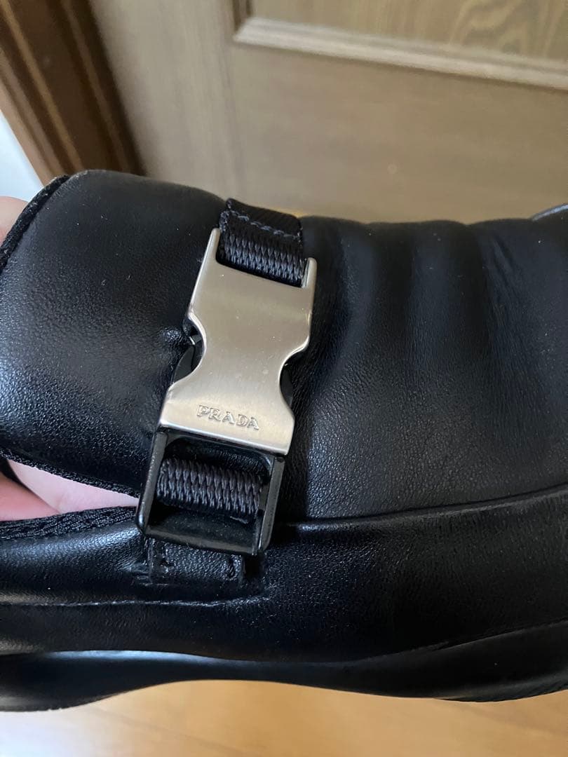 prada sport ベルトバックルローファー　レザー