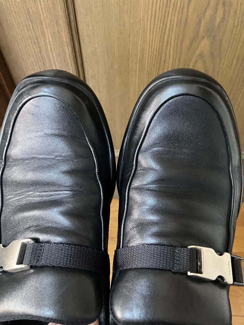 prada sport ベルトバックルローファー　レザー