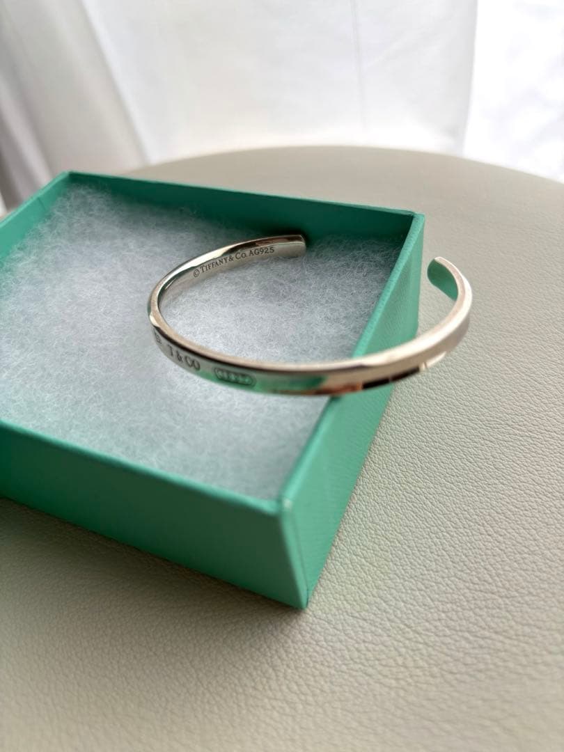 Tiffany & Co. ナロー1837バングル