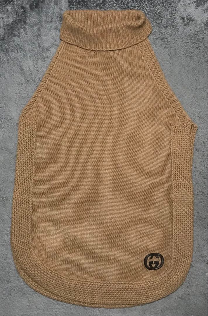 本日限定価格　グッチ　ニット　ポンチョ