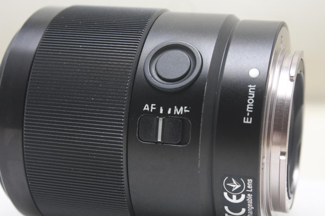 ソニー FE 35mm F1.8 SEL35F18F