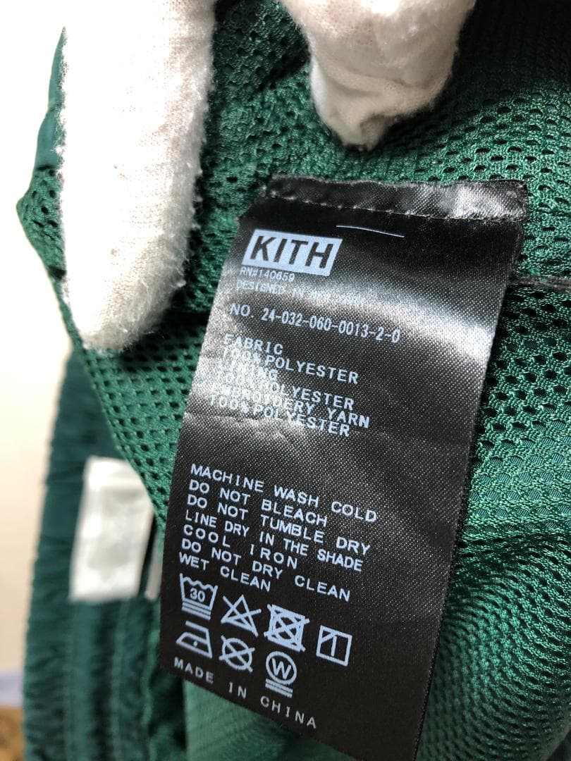 047051 KITH ナイロン ショート パンツ グリーン ハーフ ショーツ