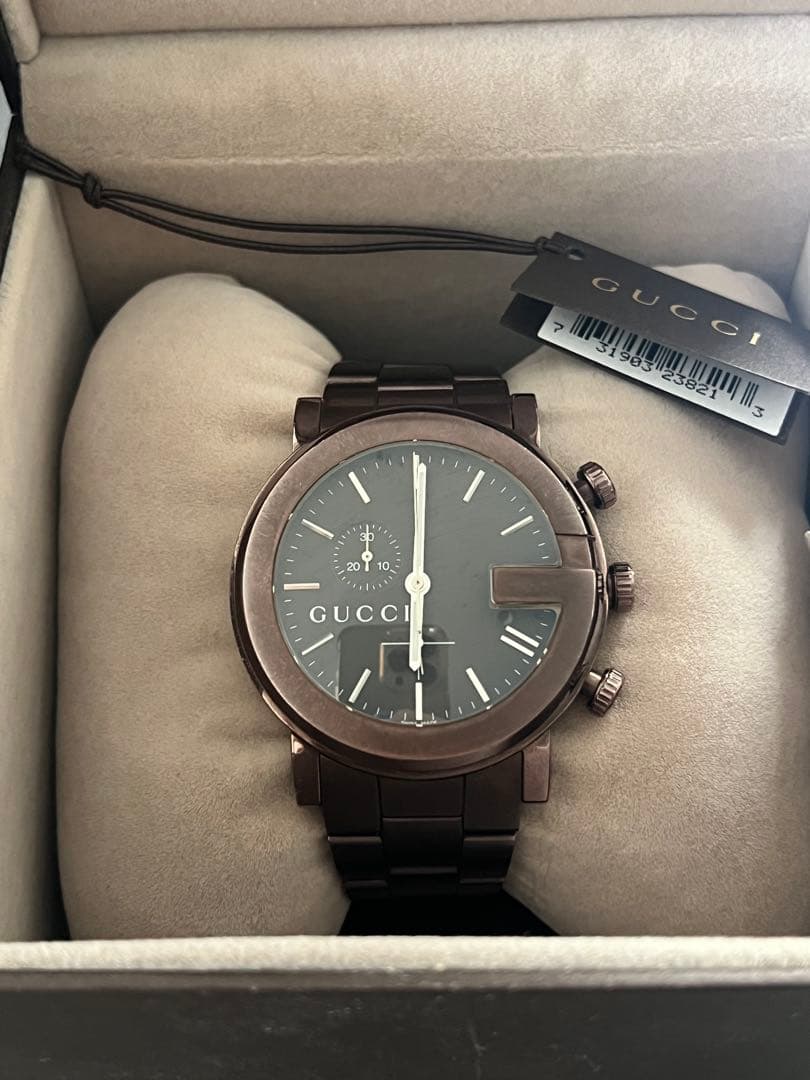 GUCCI グッチブラウン クロノグラフ腕時計
