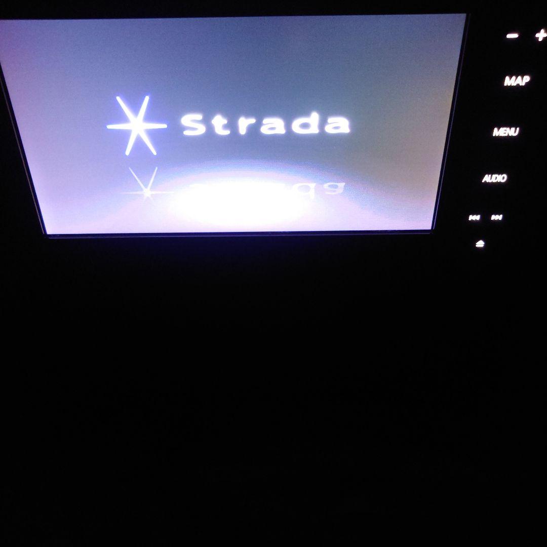 ゆ*う様 パナソニック　ストラーダナビ　CN-HE01WD