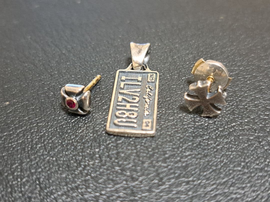 トラヴィスワーカー ピアスセット ペンダントトップ