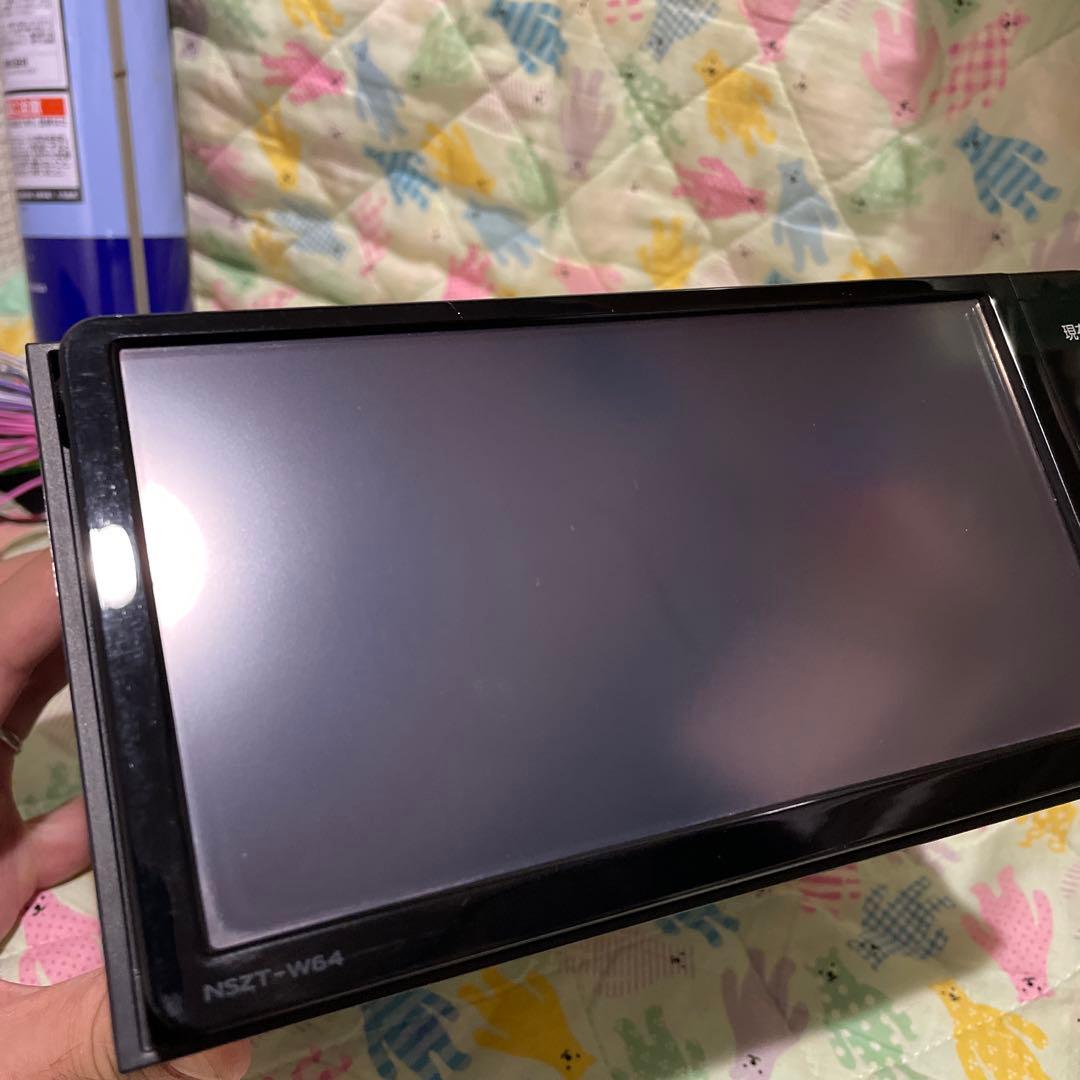 NSZT-W64 トヨタ純正ナビ　　4670D
