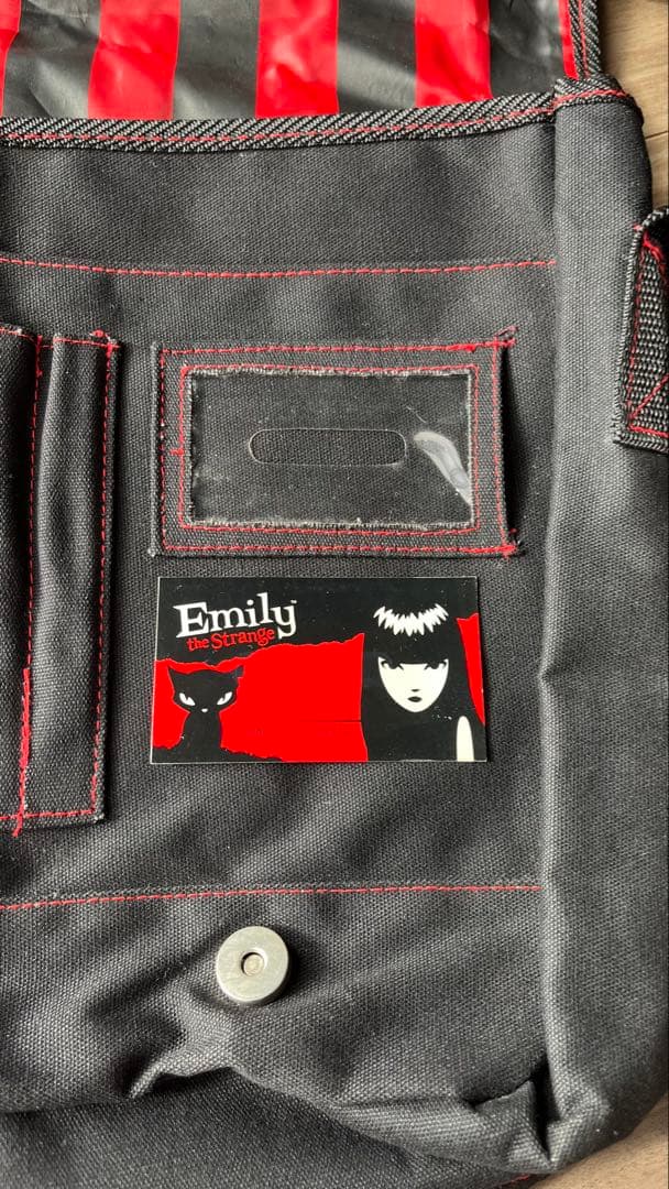 Vintage Emily The Strange メッセンジャー　希少