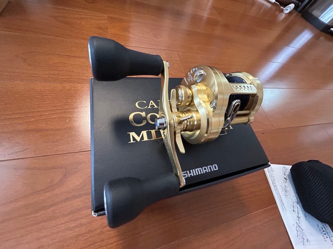 リール SHIMANO CALCUTTA CONQUEST MD 400XG LH