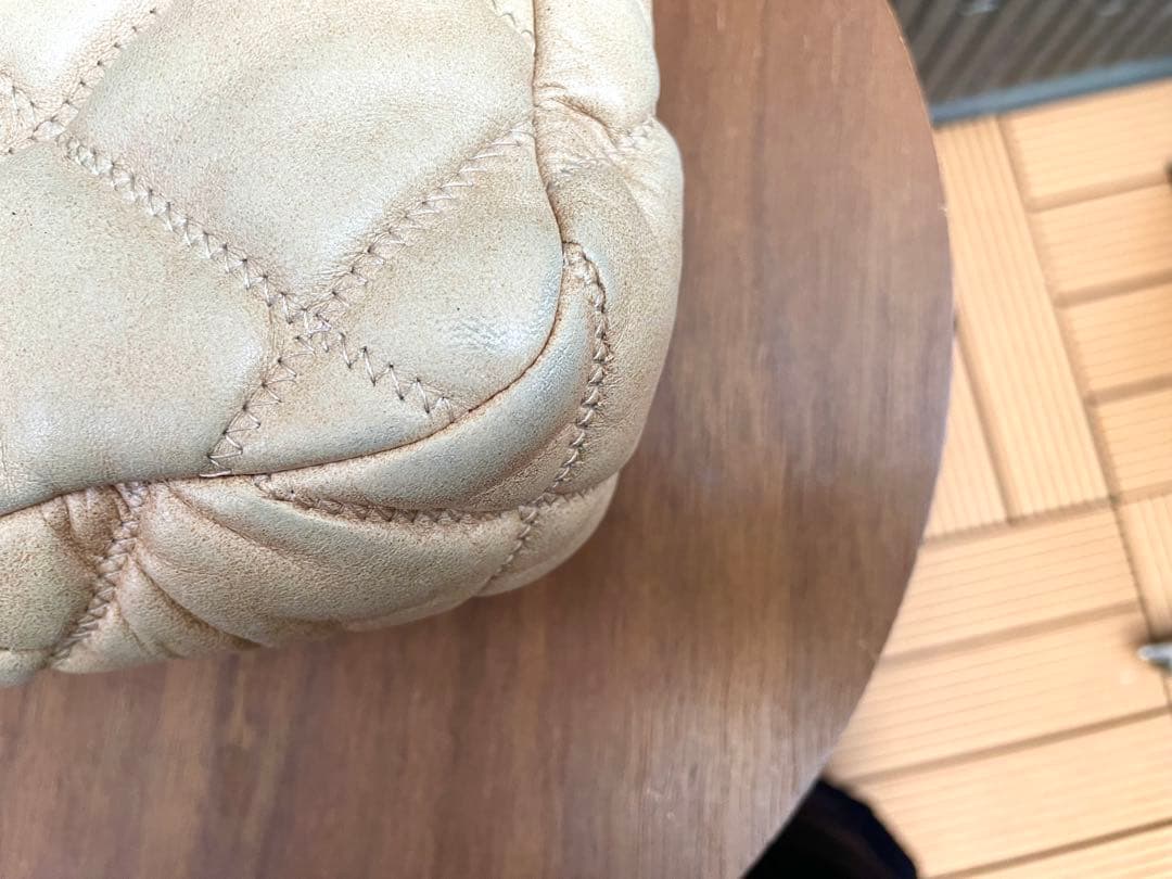 シャネル　マトラッセ　チェーンショルダー　Wチェーン　ターンロック　肉厚