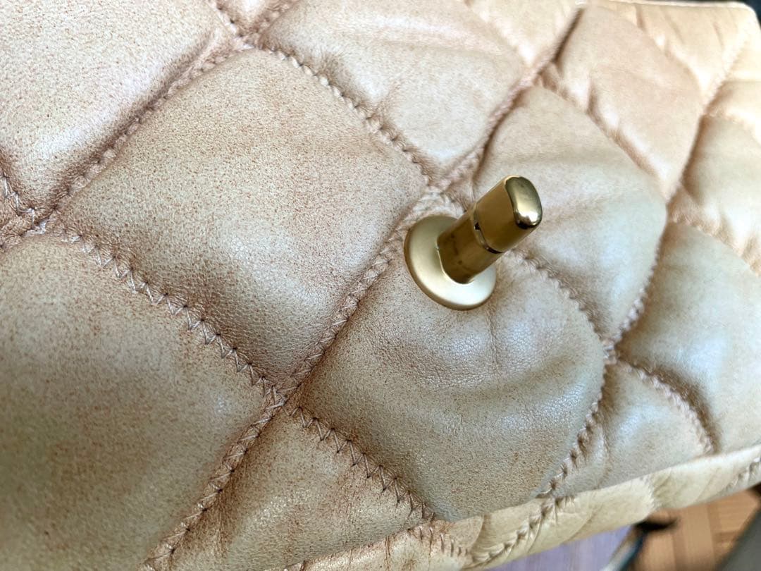 シャネル　マトラッセ　チェーンショルダー　Wチェーン　ターンロック　肉厚