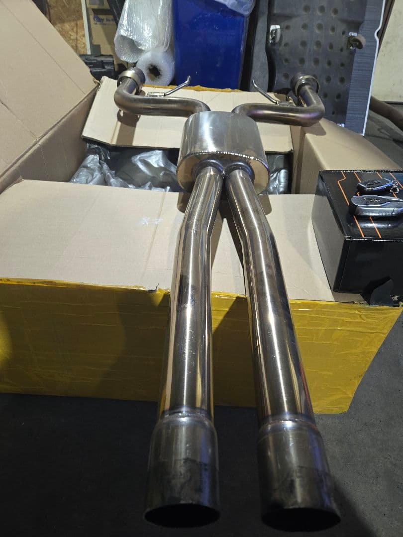 マセラティ－ギブリマフラー