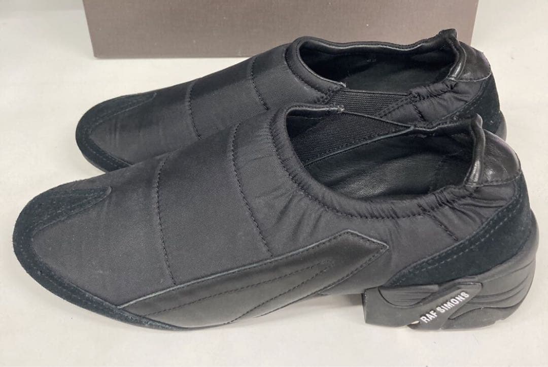 3*5様 【希少】RAF SIMONS RUNNER SOLARIS-22 LO