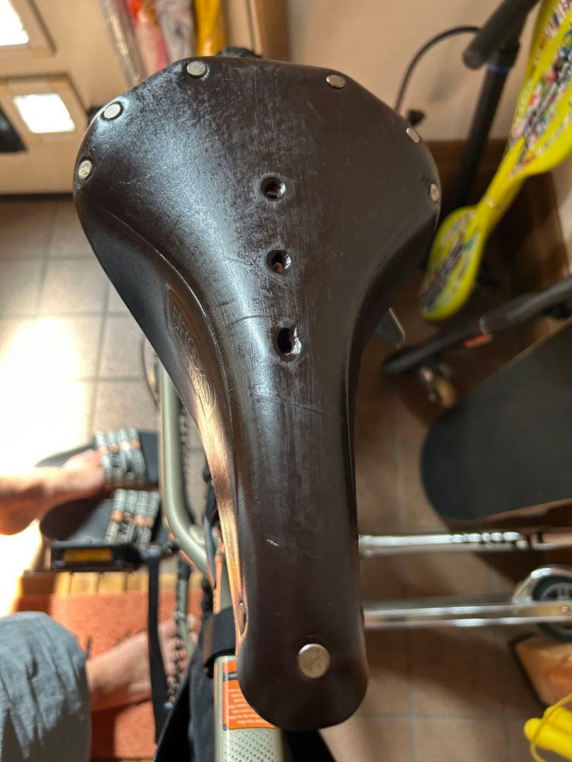 BROOKS B17 ブラウンサドル