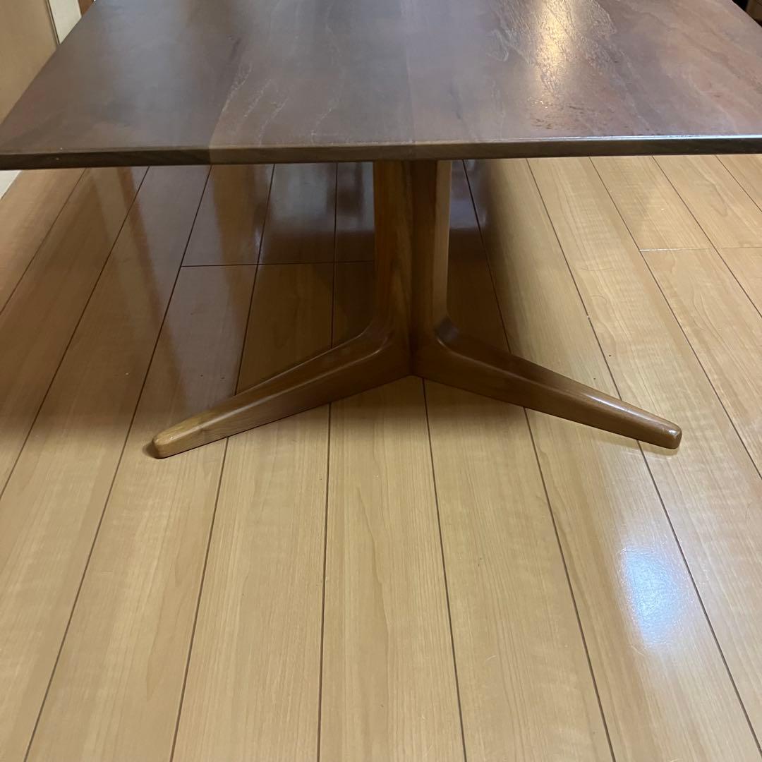 HUKLA 120 木製テーブル ローテーブル