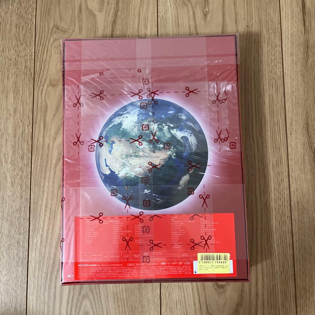 BiSH And yet BiSH moves.初回生産限定(楽天ブックス特典付