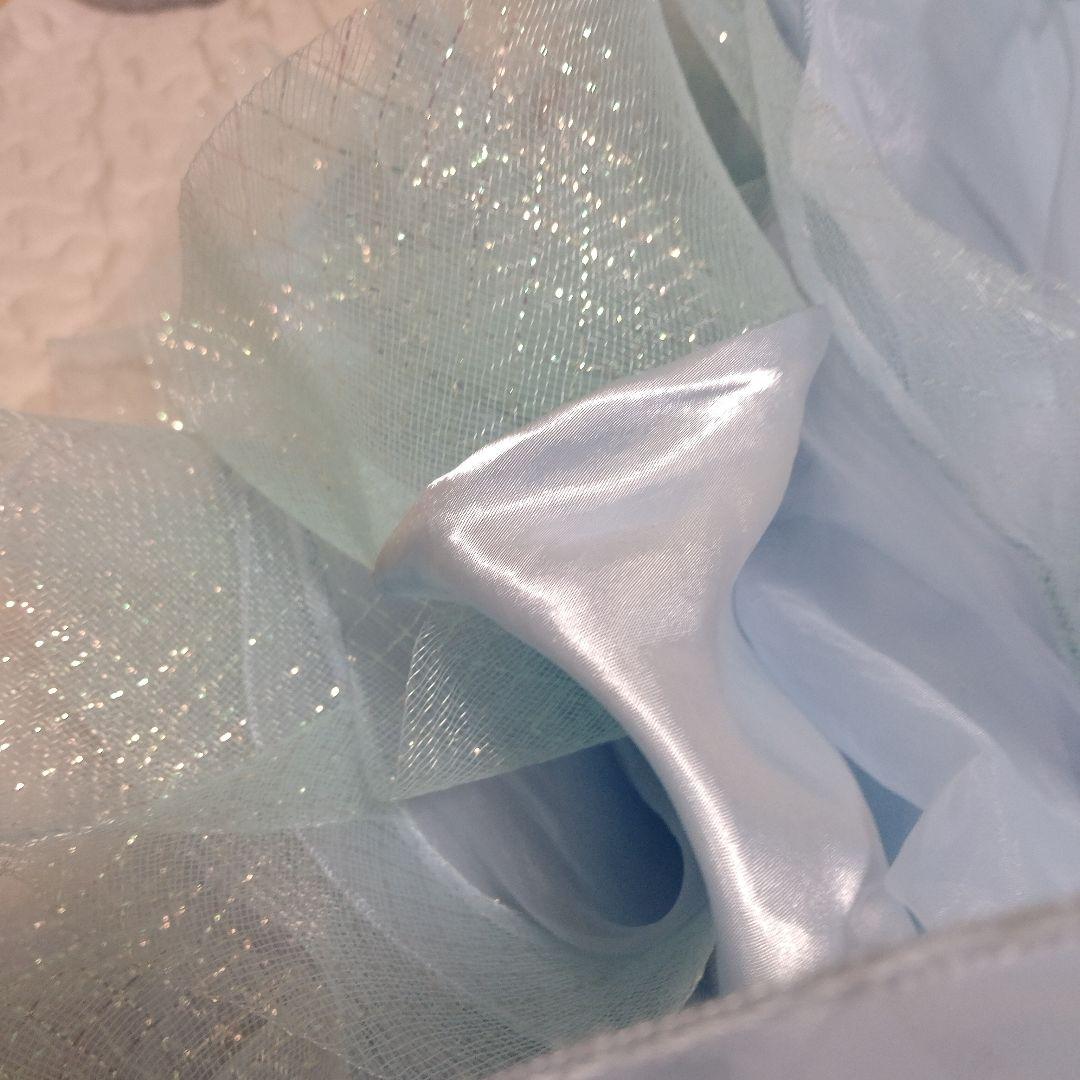 社交ダンスドレス 水色ラメ入りホースヘアーフリル付き