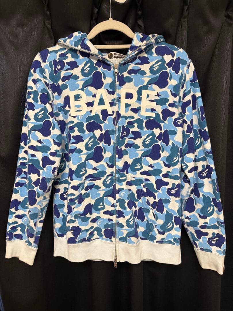 BAPEパーカー