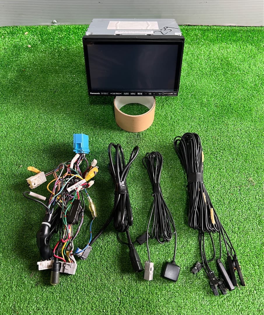 Panasonic CN-R301Z カーオーディオ 2017