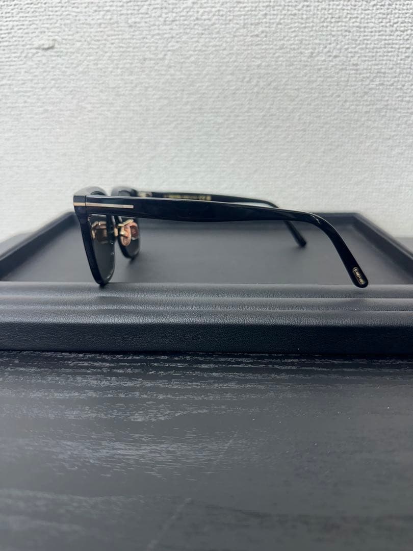 【TOM FORD 】トムフォード　サングラス
