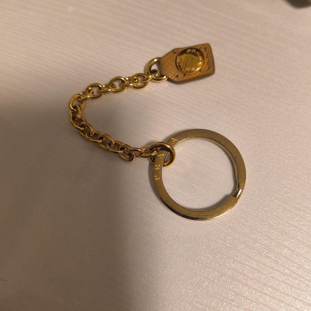 PRADA サフィアーノトライアングルキーケース