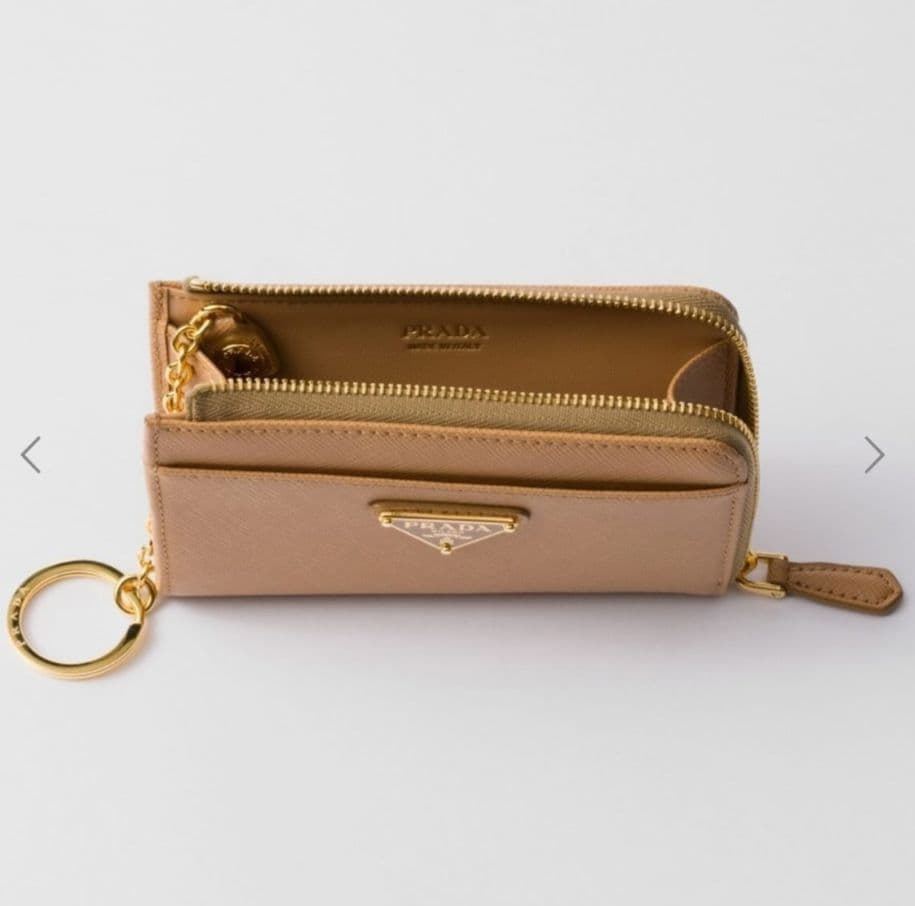 PRADA サフィアーノトライアングルキーケース