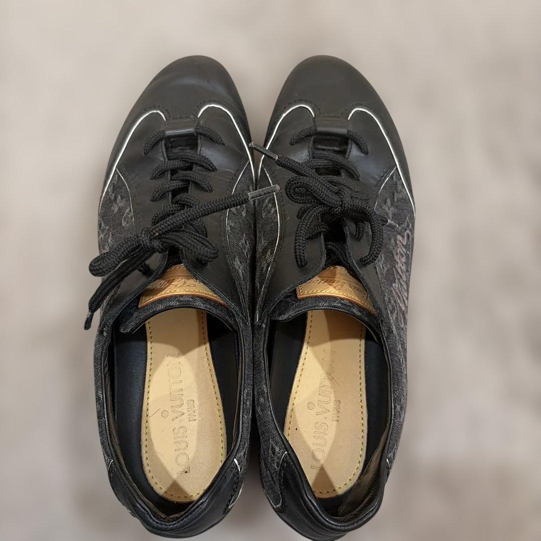 お値下げしました！ルイ・ヴィトン　ブラック スニーカーサイズ38.5