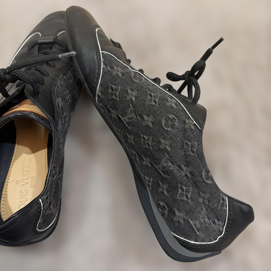 お値下げしました！ルイ・ヴィトン　ブラック スニーカーサイズ38.5