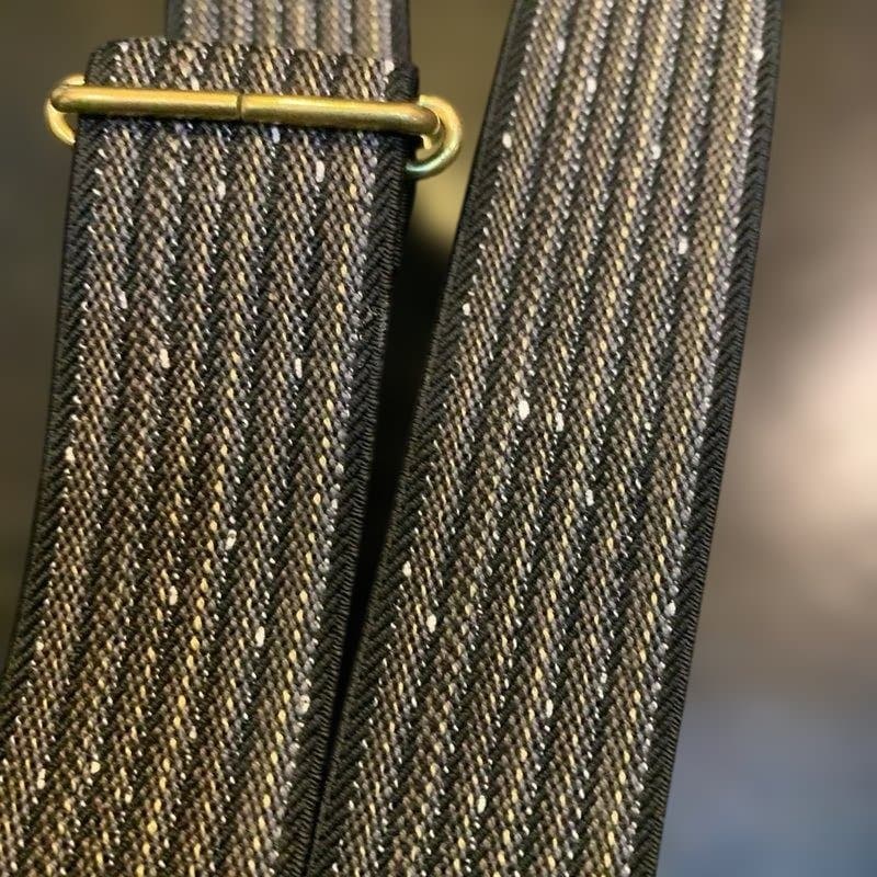 アートブラウン　クロムエクセルレザー　サスペンダー　モク黒　茶芯