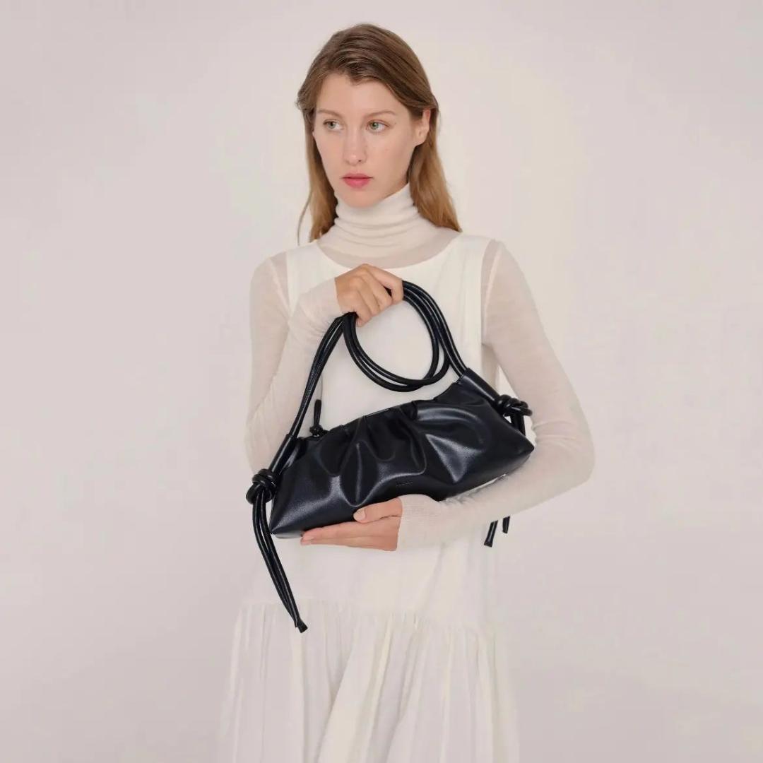 美品 OLEND オレンド dumpling bag ダンプリングバッグ 黒