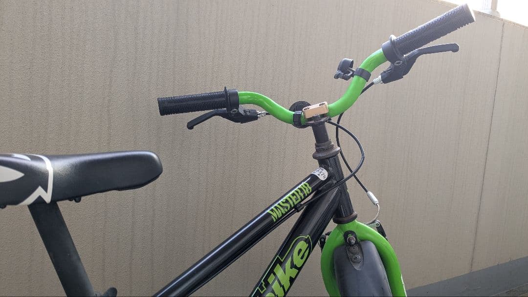 d-bike キッズバイク 16インチ 黒/緑