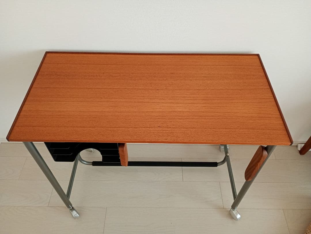 デンマーク　北欧　ヴィンテージ　キャスター付きデスク