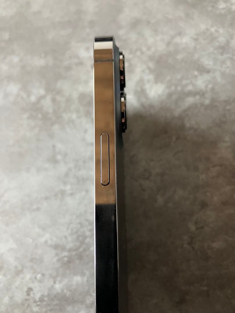 iPhone13 pro max 256gb 画面液晶割れ